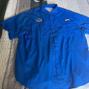 Columbia Men's Vibrant Blue Casual Button Down Shirt